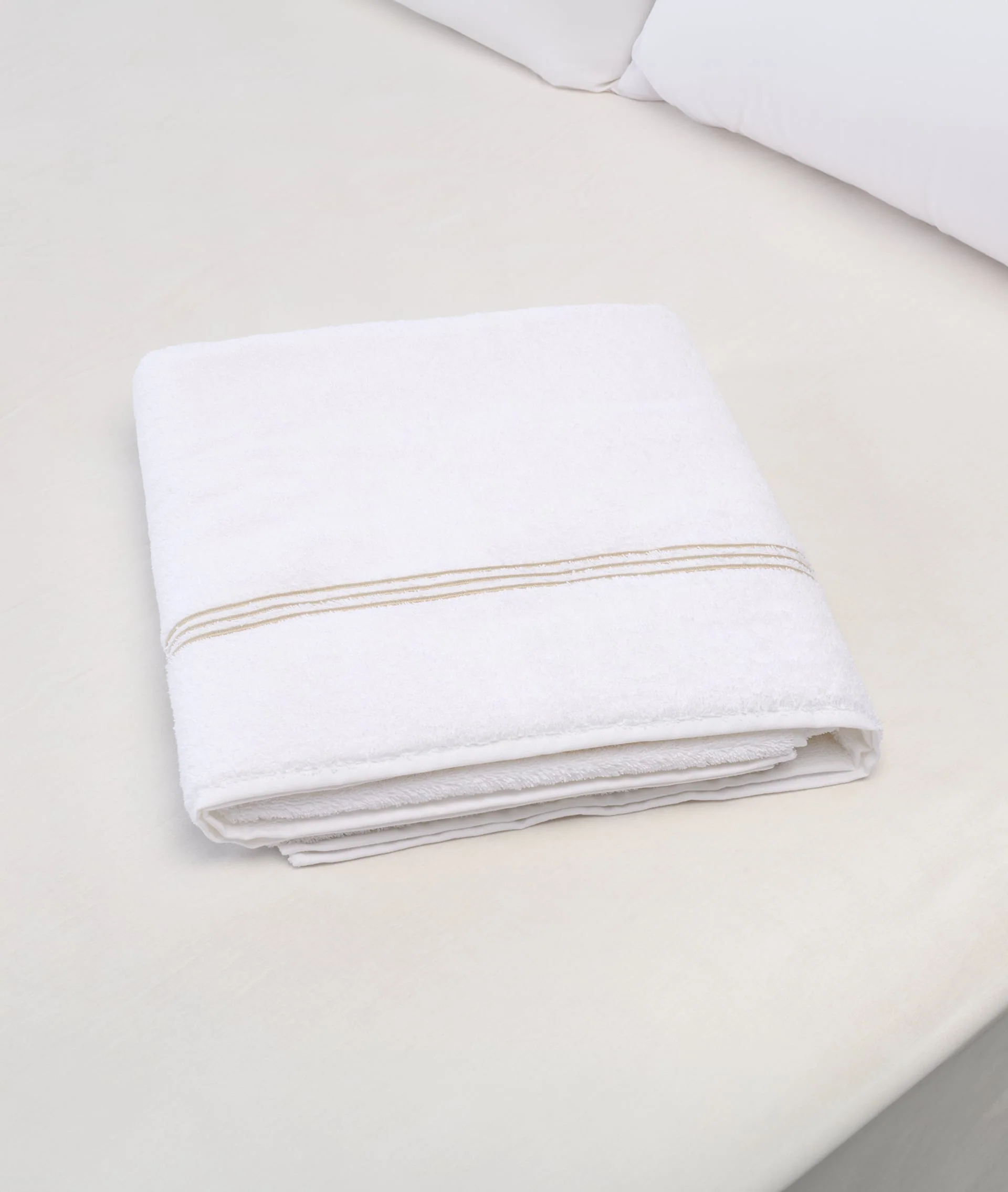Bath Towel Taviano Raw - Image 2
