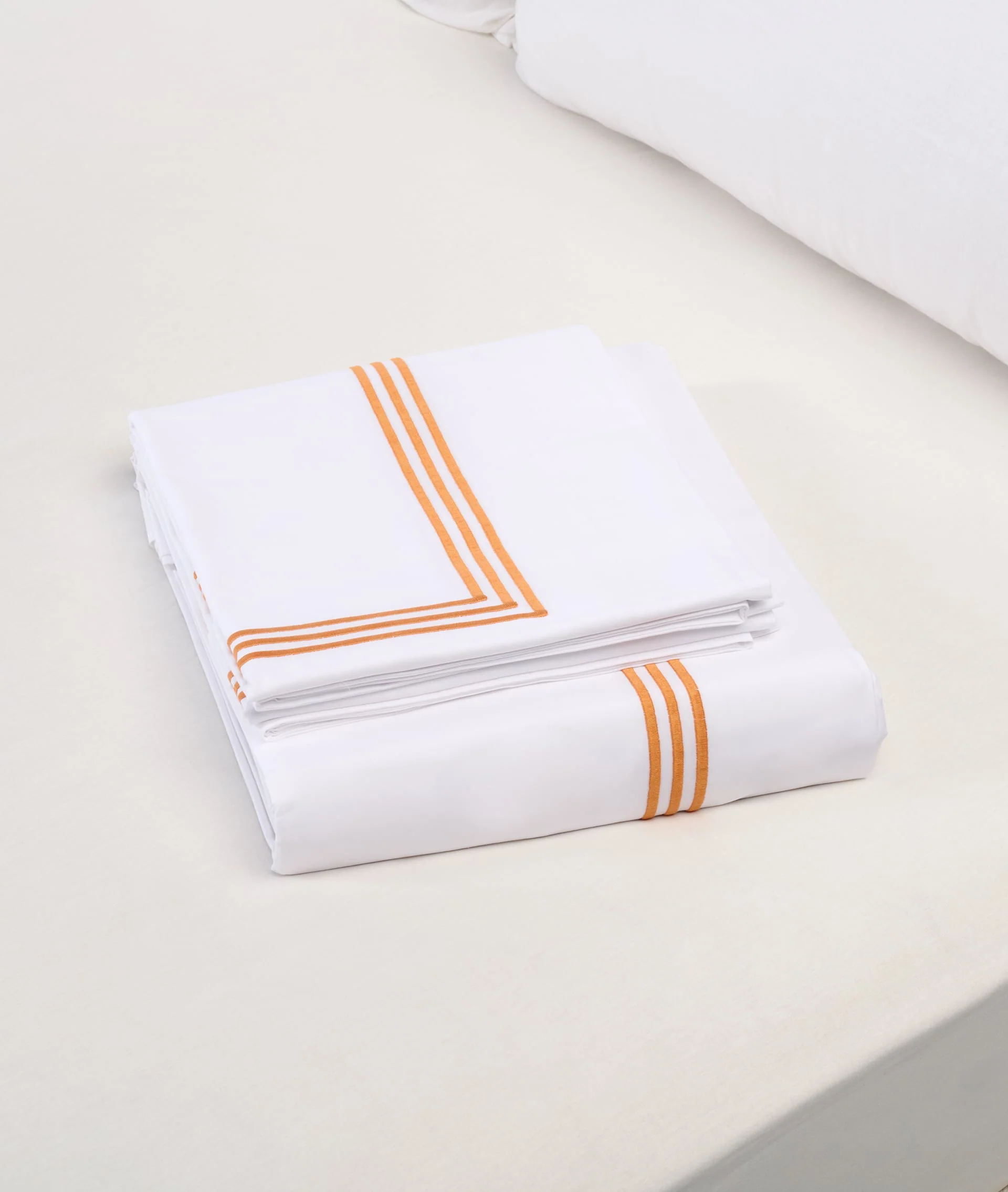 Bed Duvet Cover Set Taviano: Duvet Cover and Pillowcases Orange - Image 3