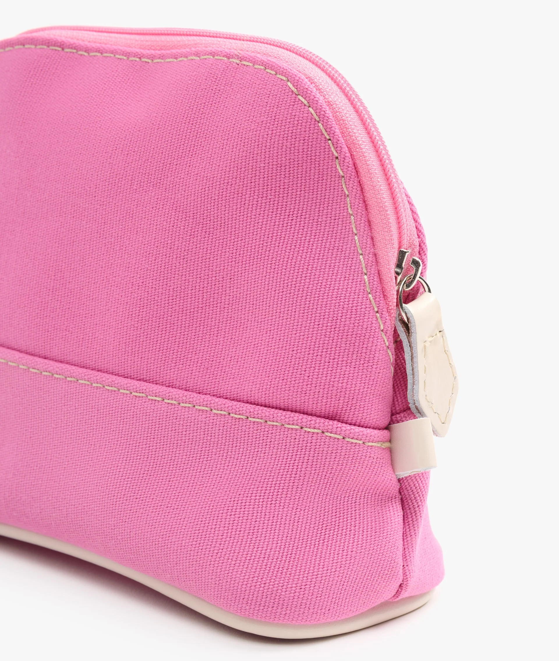 Trousse Aspen - Small in Fuchsia - Image 3