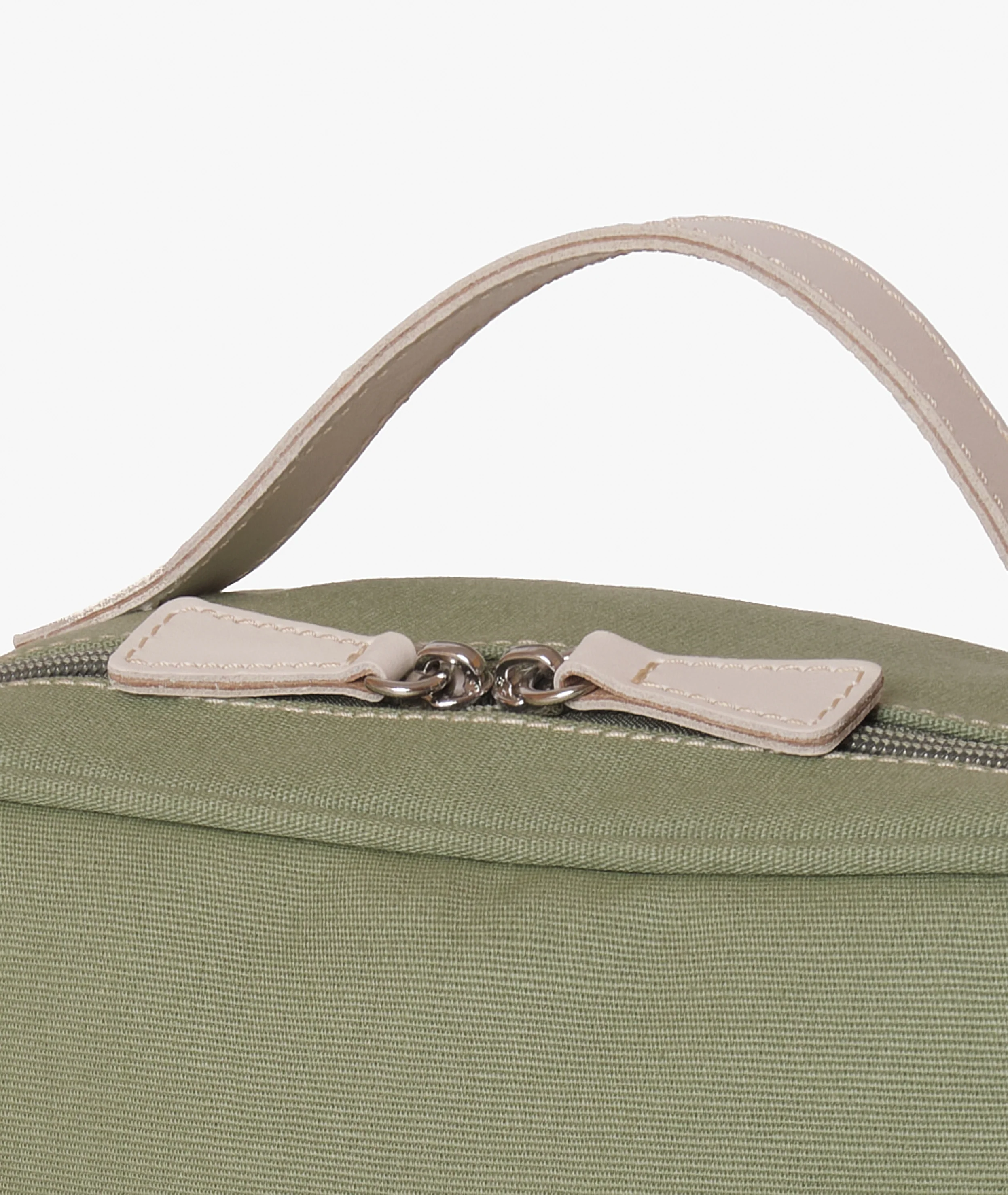 Berkeley Beauty Case in Sage Green - Image 4