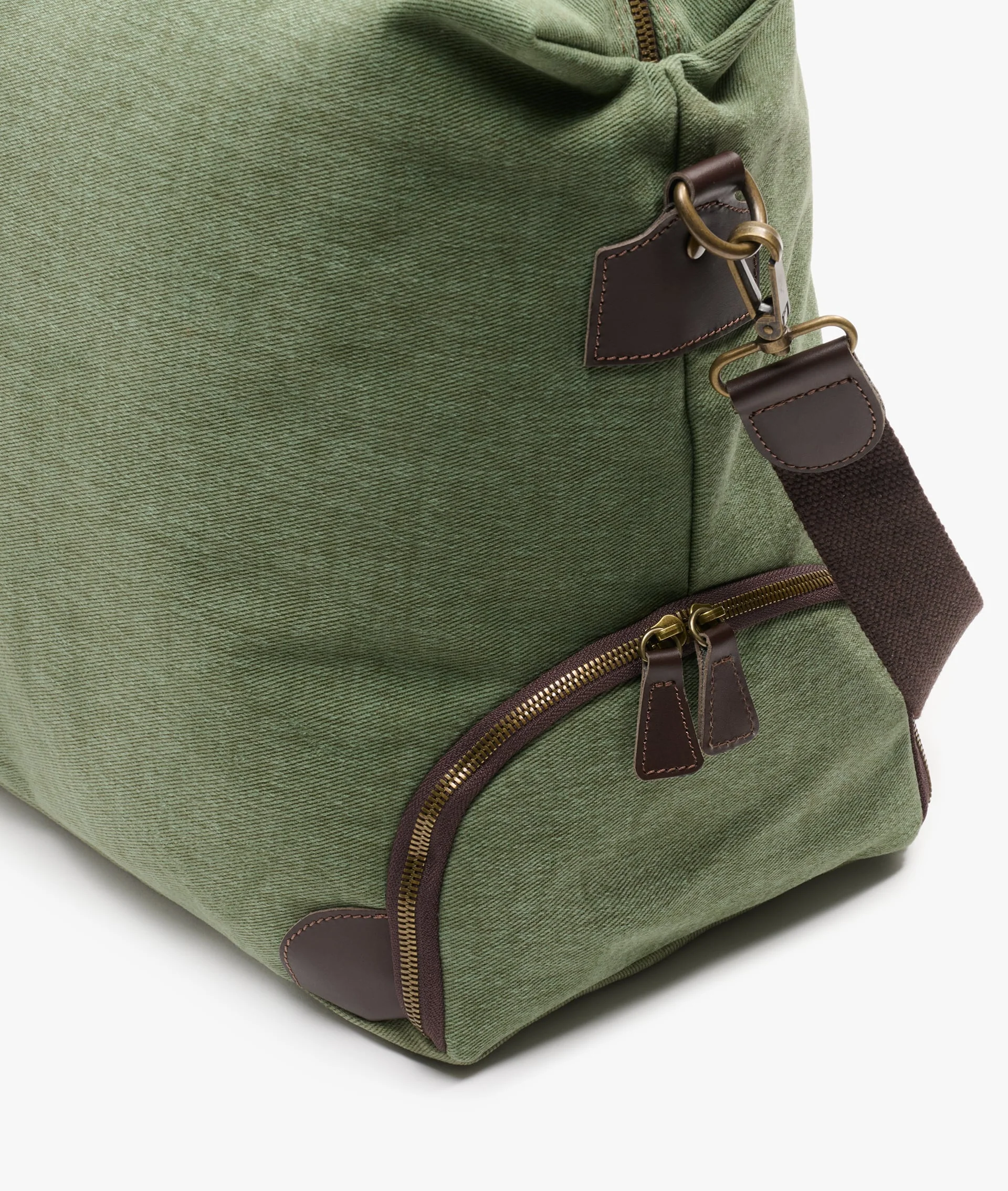  Harvard Duffel Bag Peachskin – Large in Meadow Green - Image 5