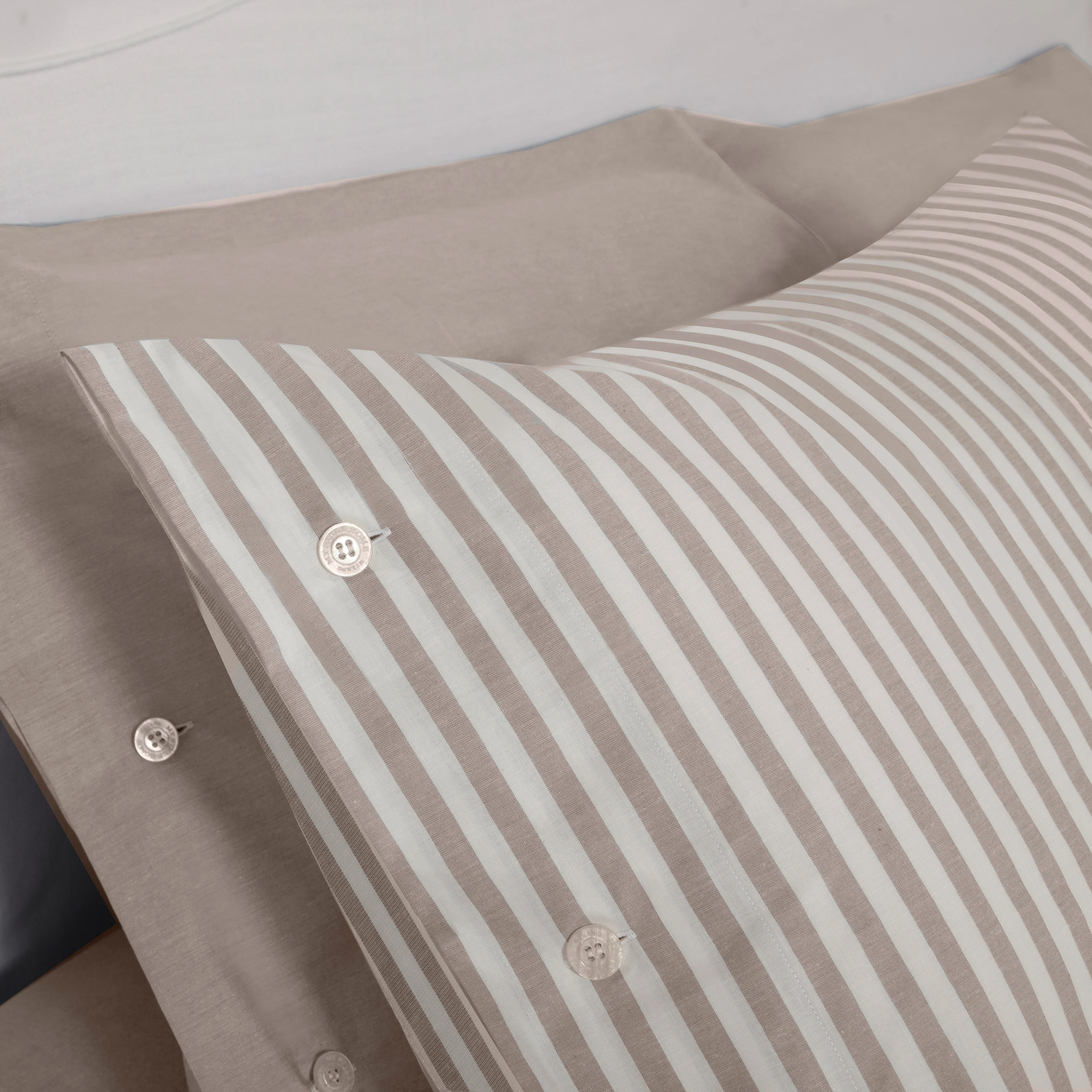 Pair of Pillowcases Parma Raw - Image 4