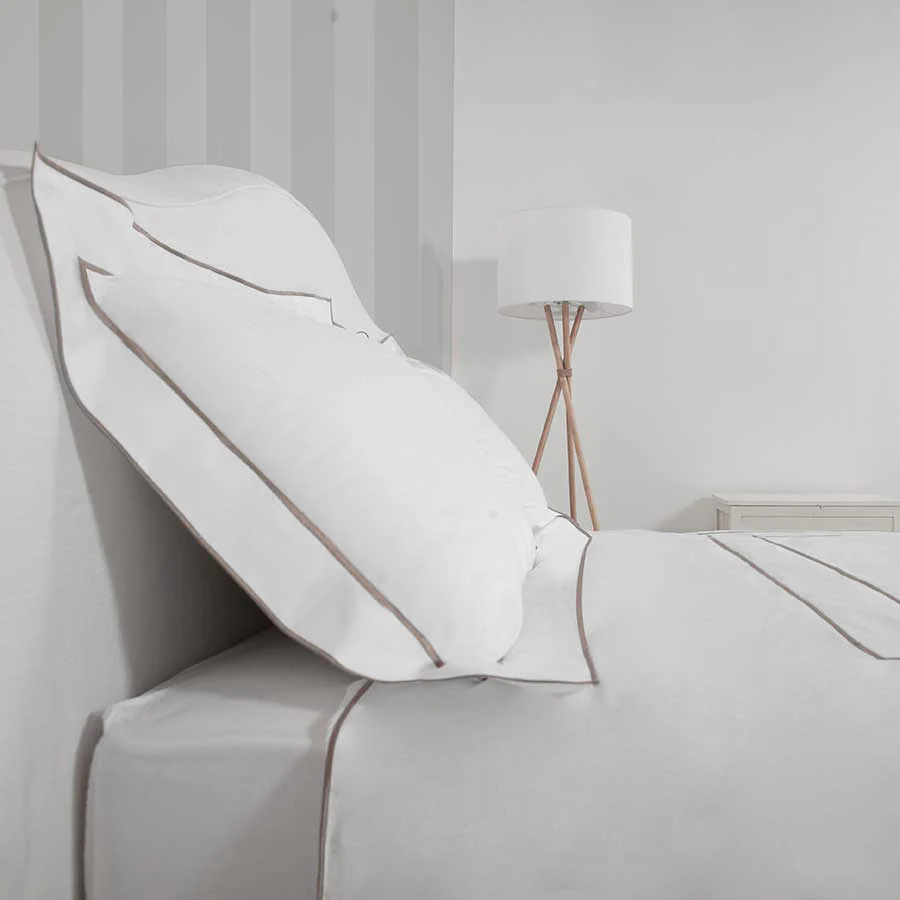 Parure Maiori: Set of Sheet and Pillowcases Raw - Image 3