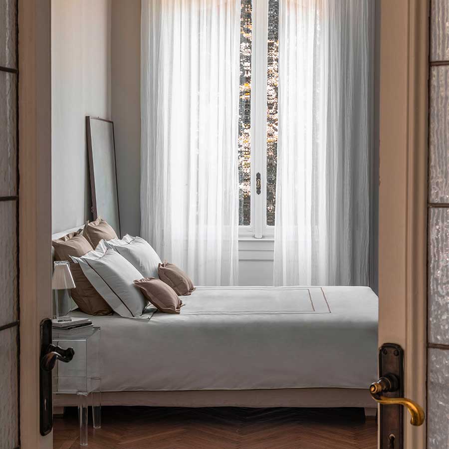 Parure Maiori: Set of Sheet and Pillowcases Raw - Image 4
