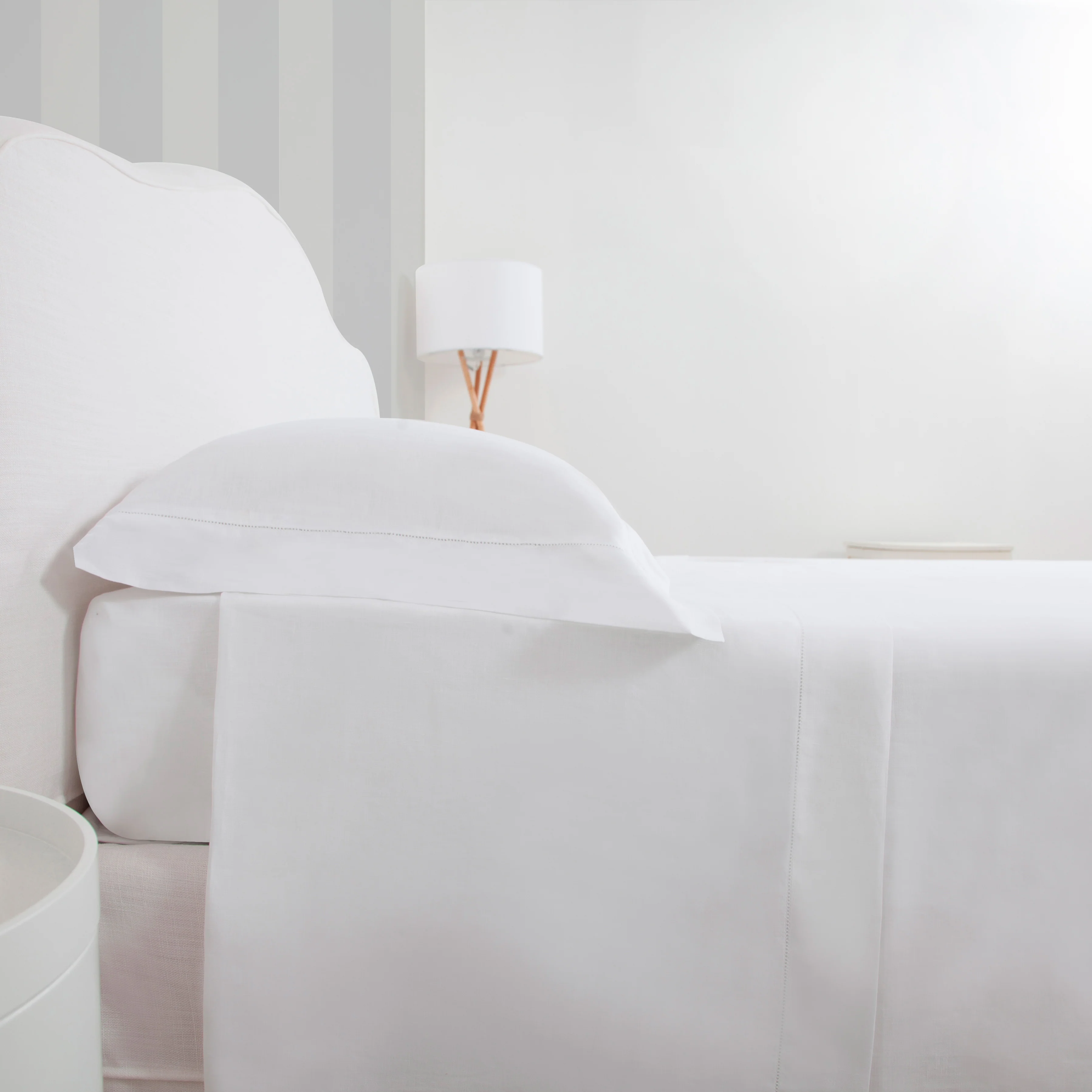 Parure Napoli: Set of Sheet and Pillowcases White - Image 2