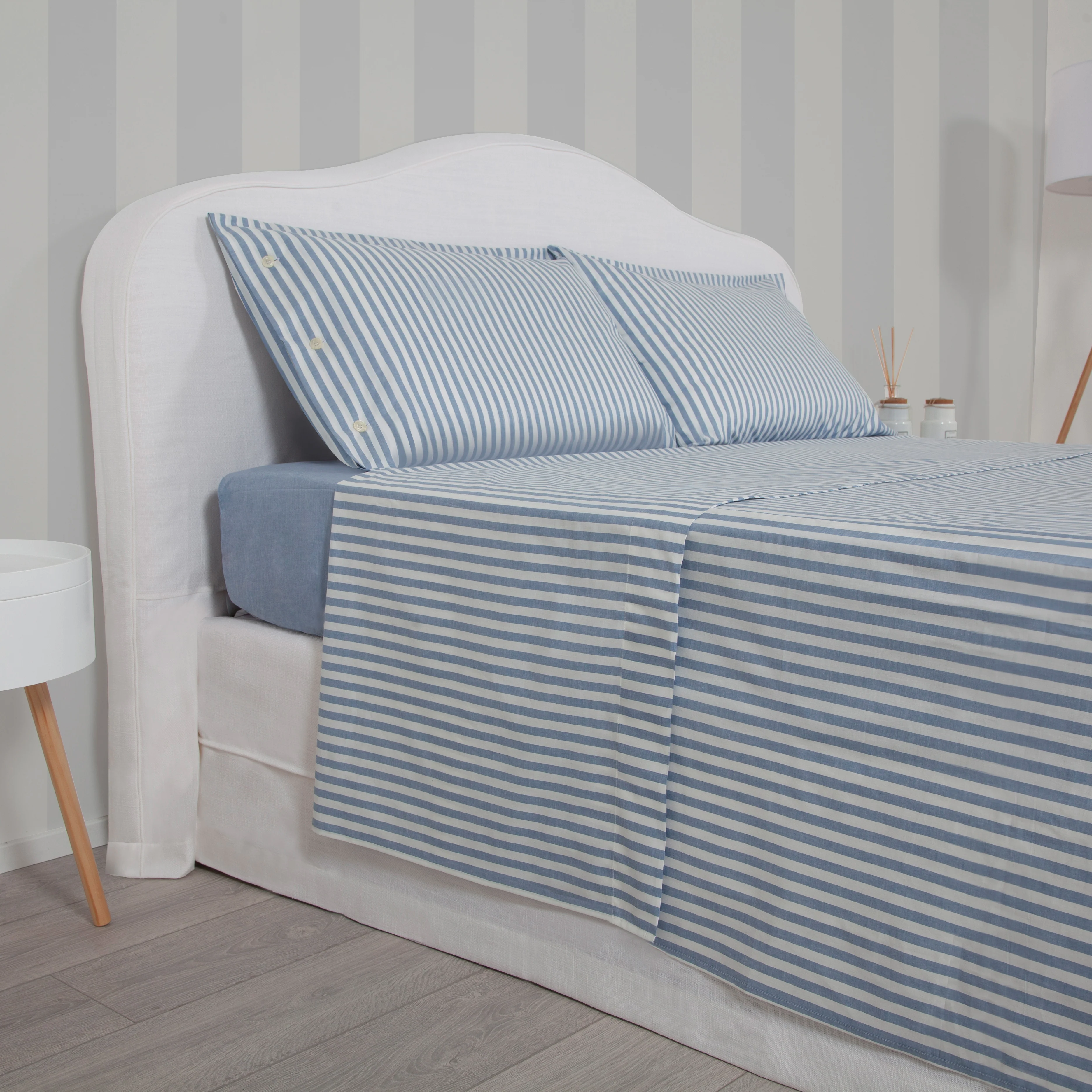 Parure Parma: Set of Sheet and Pillowcases Blue - Image 2