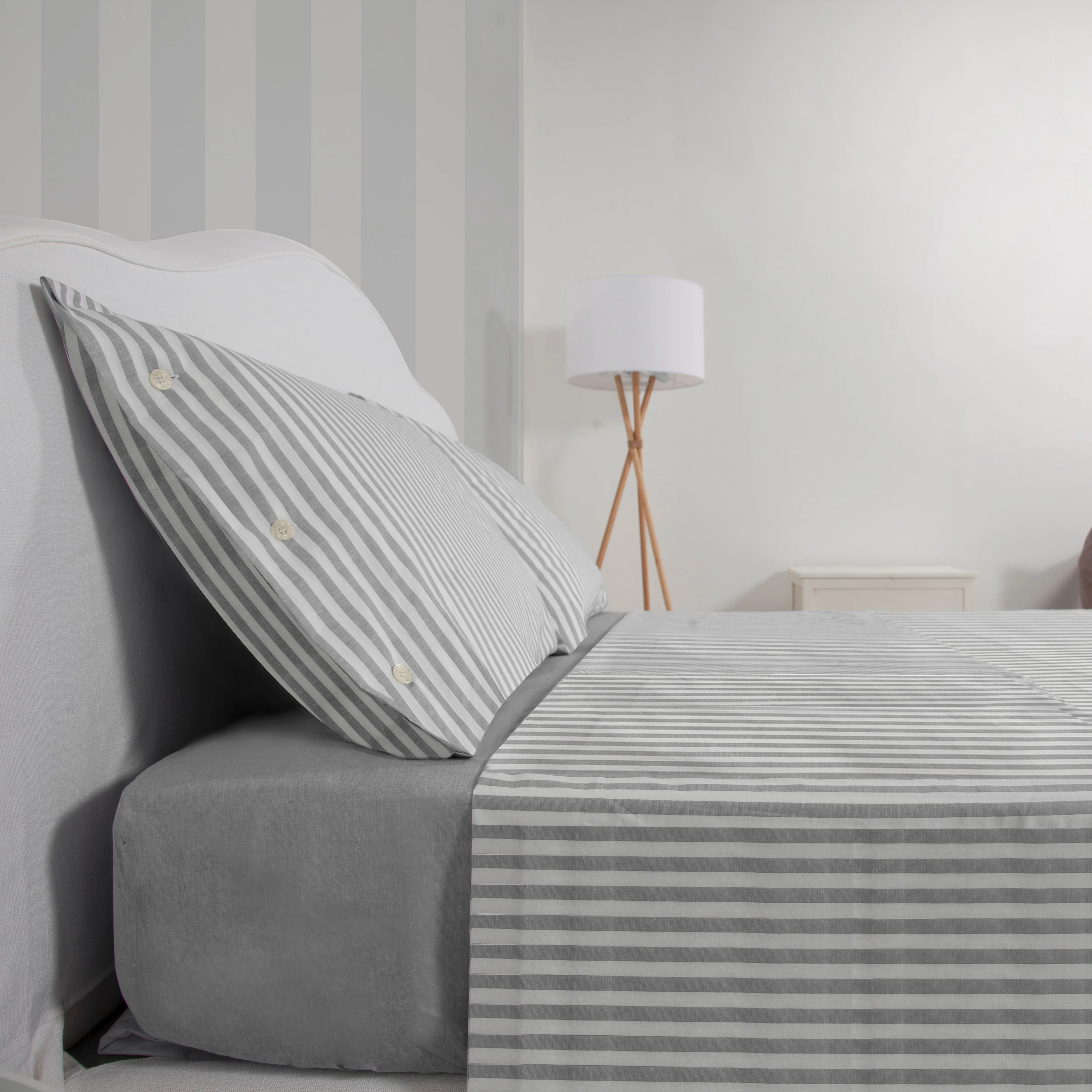 Parure Parma: Set of Sheet and Pillowcases Grey - Image 3