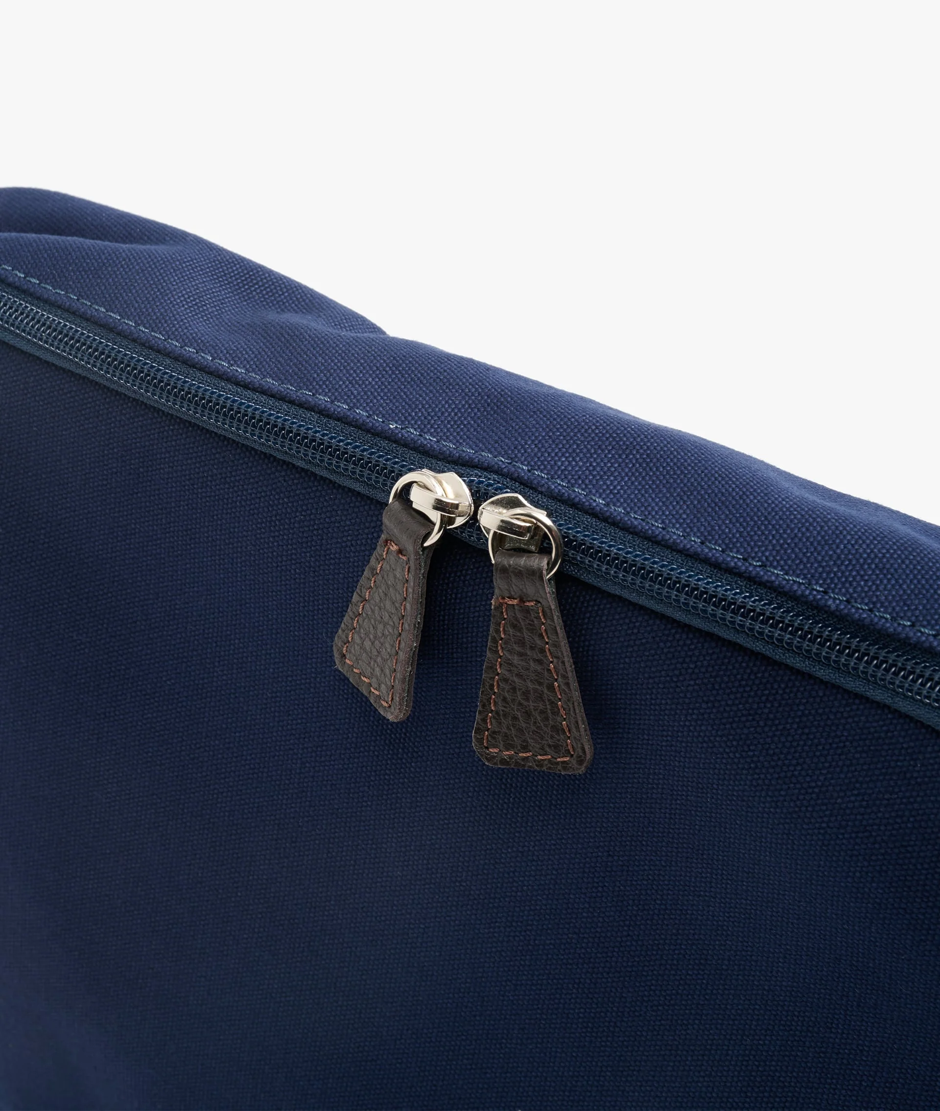 Shirt Carrier in Dark Blue - Image 3